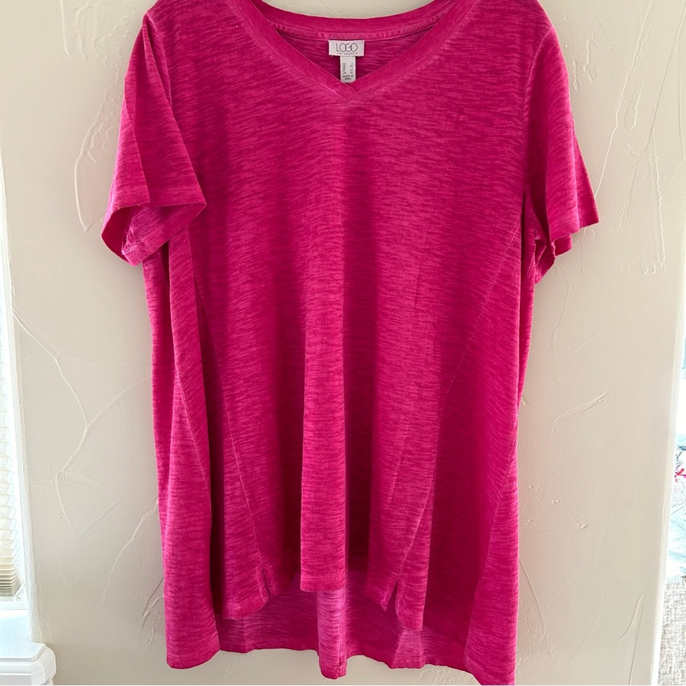 NWT LOGO by Lori Goldstein 100% cotton Hot Pink Tee